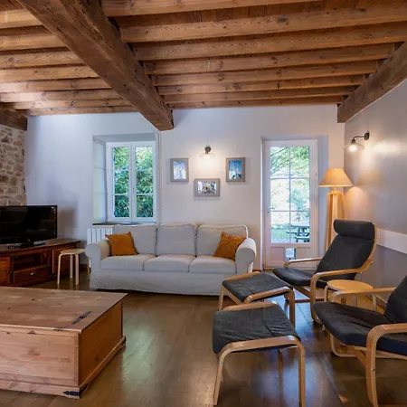 Holiday home Montauvert